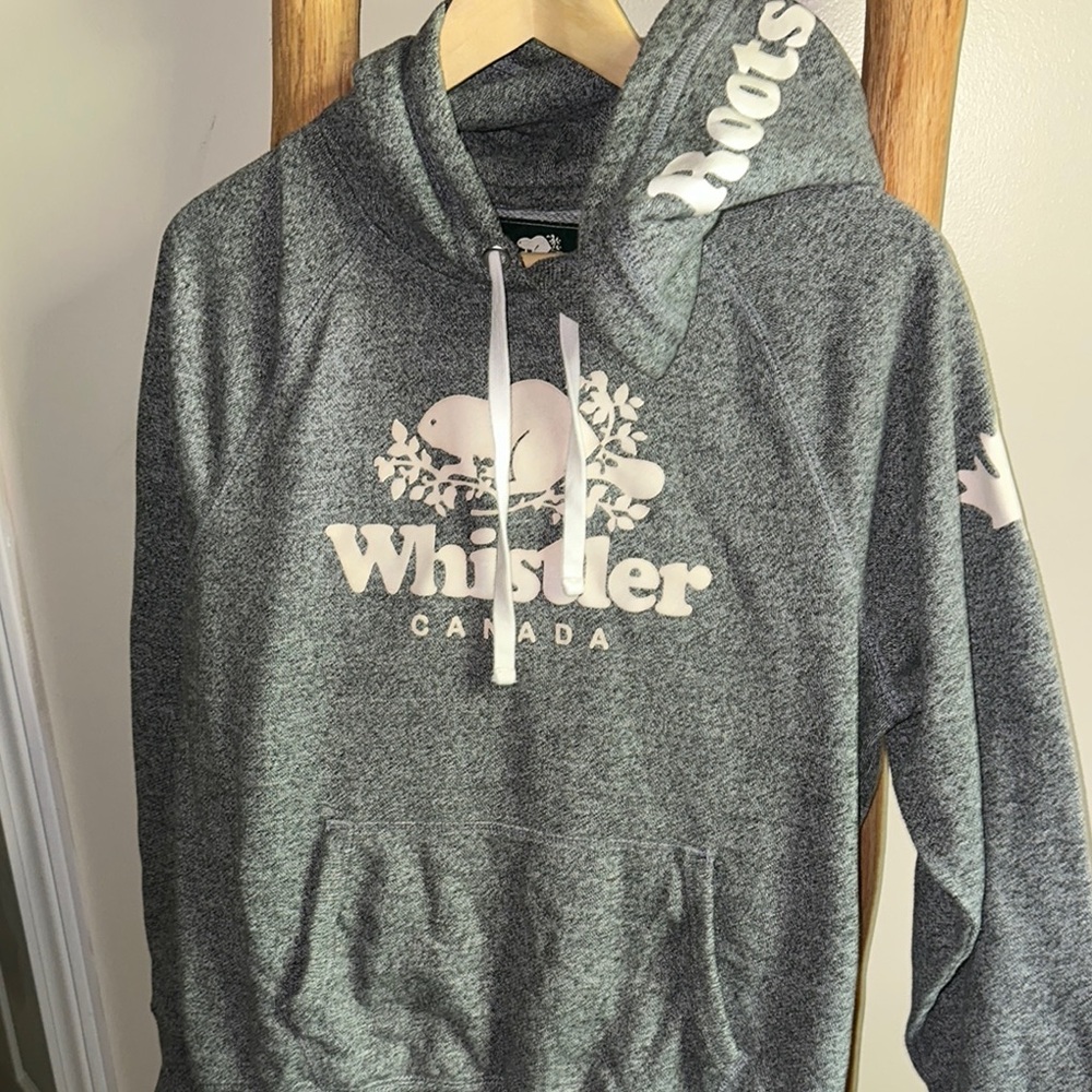 ROOTS Canada Gray Cream Logo Hoodie